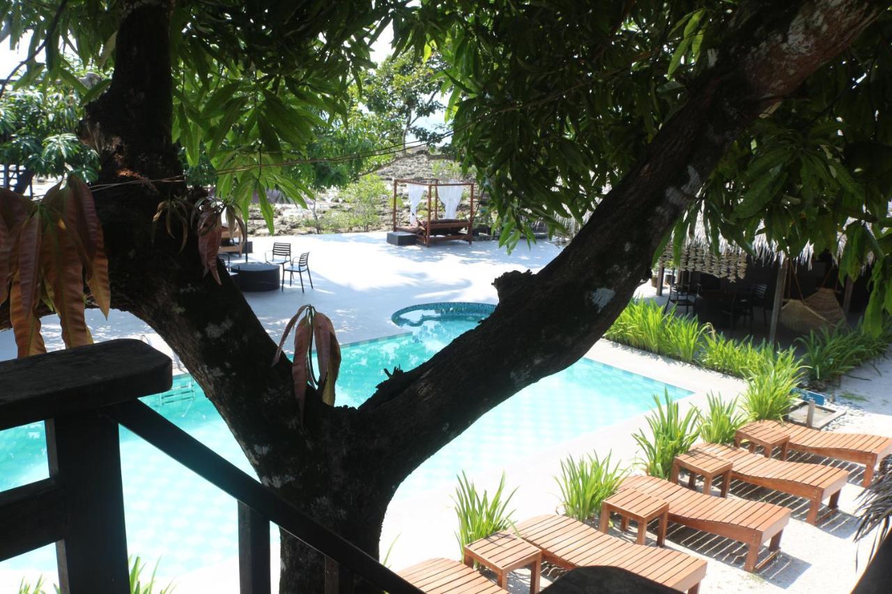 Seasta Beach Resort Baler Bagian luar foto